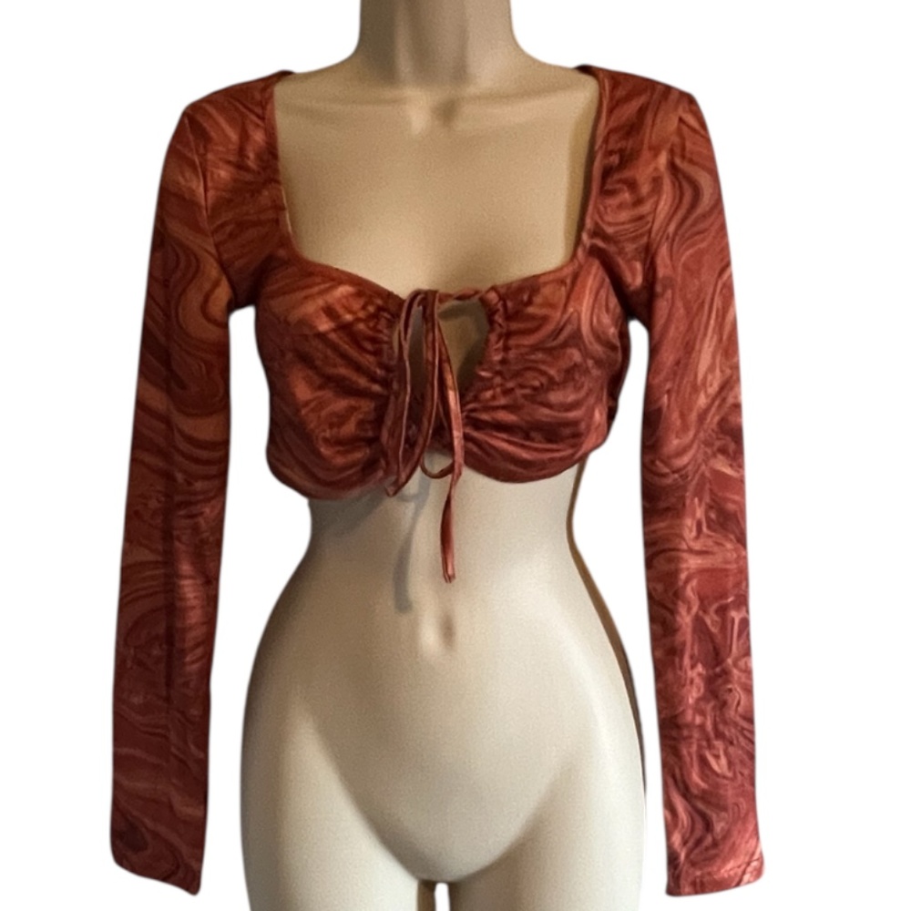 SHEIN Long Sleeve Crop Top